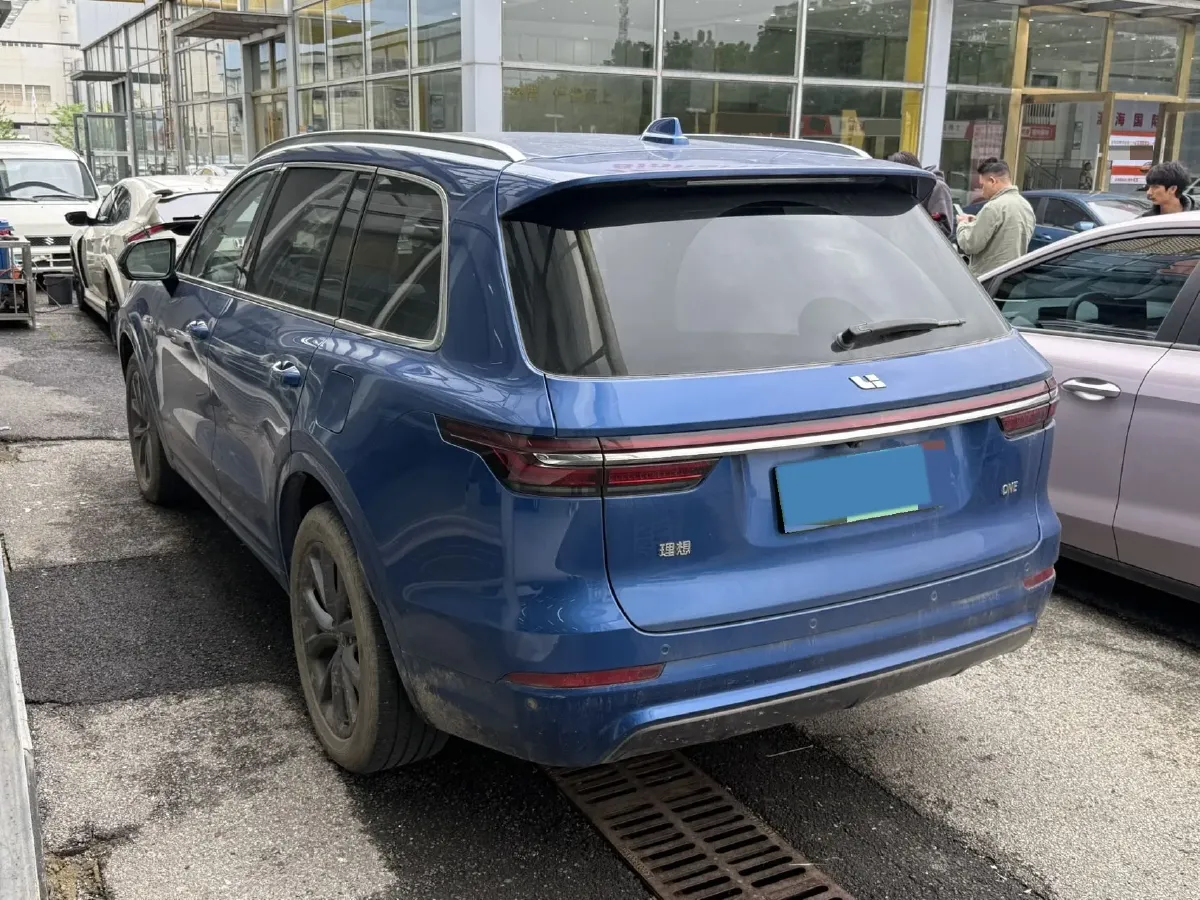 2020 Li ONE Range Extended 131HP REEV 40.5KWH,autocango,china used car exporter,china ev exporter,chinese used car exporter,chinese used ev exporter