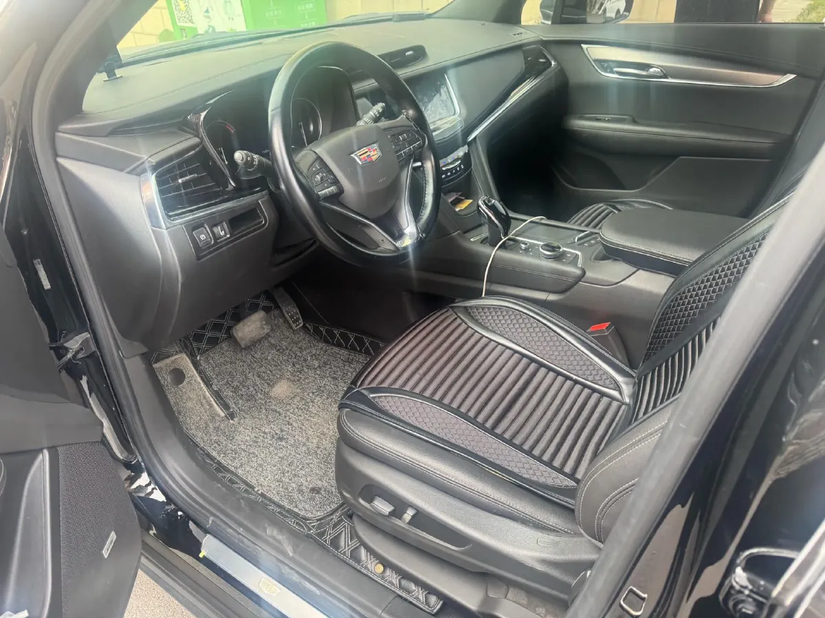 2021 Cadillac XT6 2.0T 237HP L4 9AT,autocango,china used car exporter,china ev exporter,chinese used car exporter,chinese used ev exporter