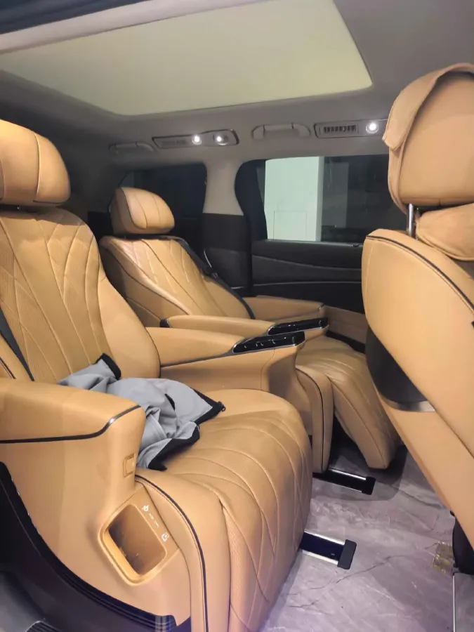 2024 Denza D9 1.5T 139HP L4 E-CVT PHEV 40KWH,autocango,china used car exporter,china ev exporter,chinese used car exporter,chinese used ev exporter