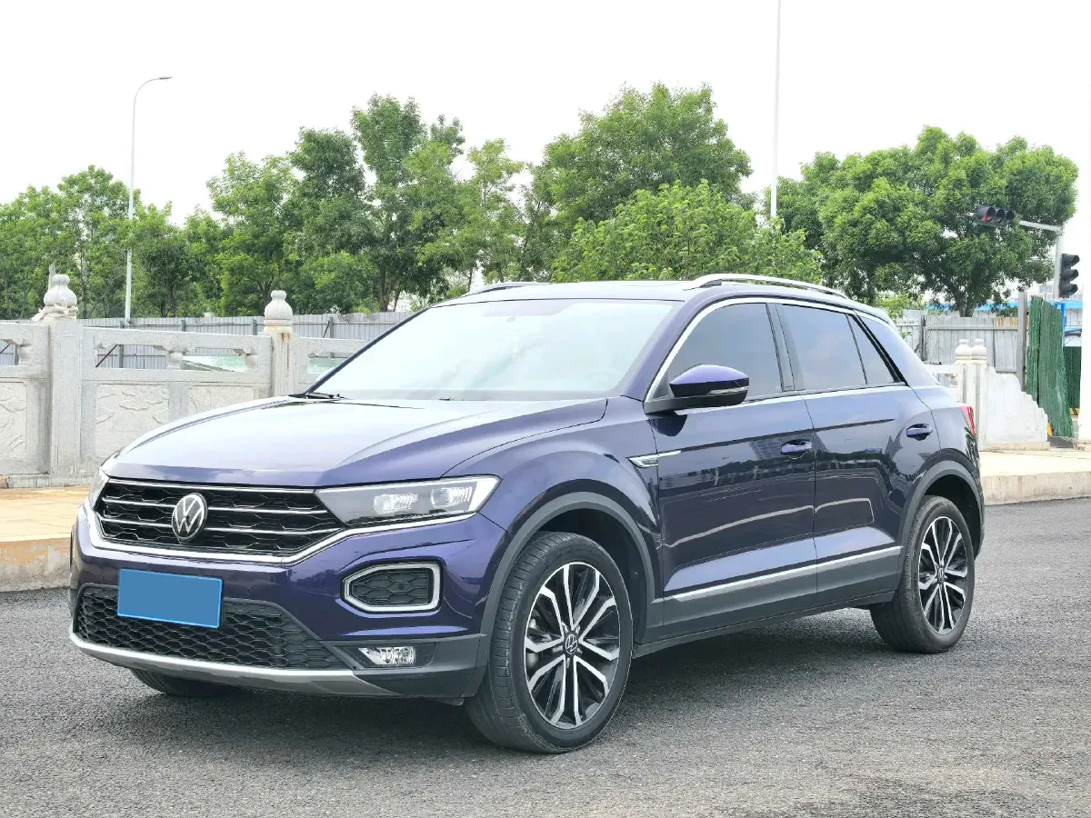 2022 Volkswagen T-Roc 1.4T 150HP L4 7DCT,autocango,china used car exporter,china ev exporter,chinese used car exporter,chinese used ev exporter