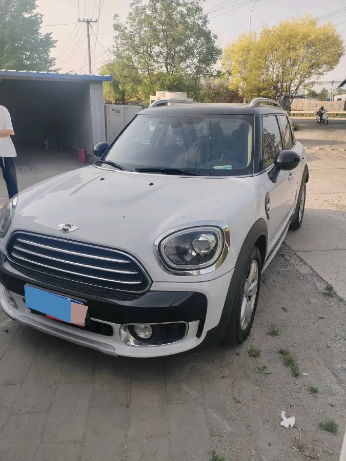 2017 MINI COUNTRYMAN 1.5T 136HP L3 8AT,autocango,china used car exporter,china ev exporter,chinese used car exporter,chinese used ev exporter