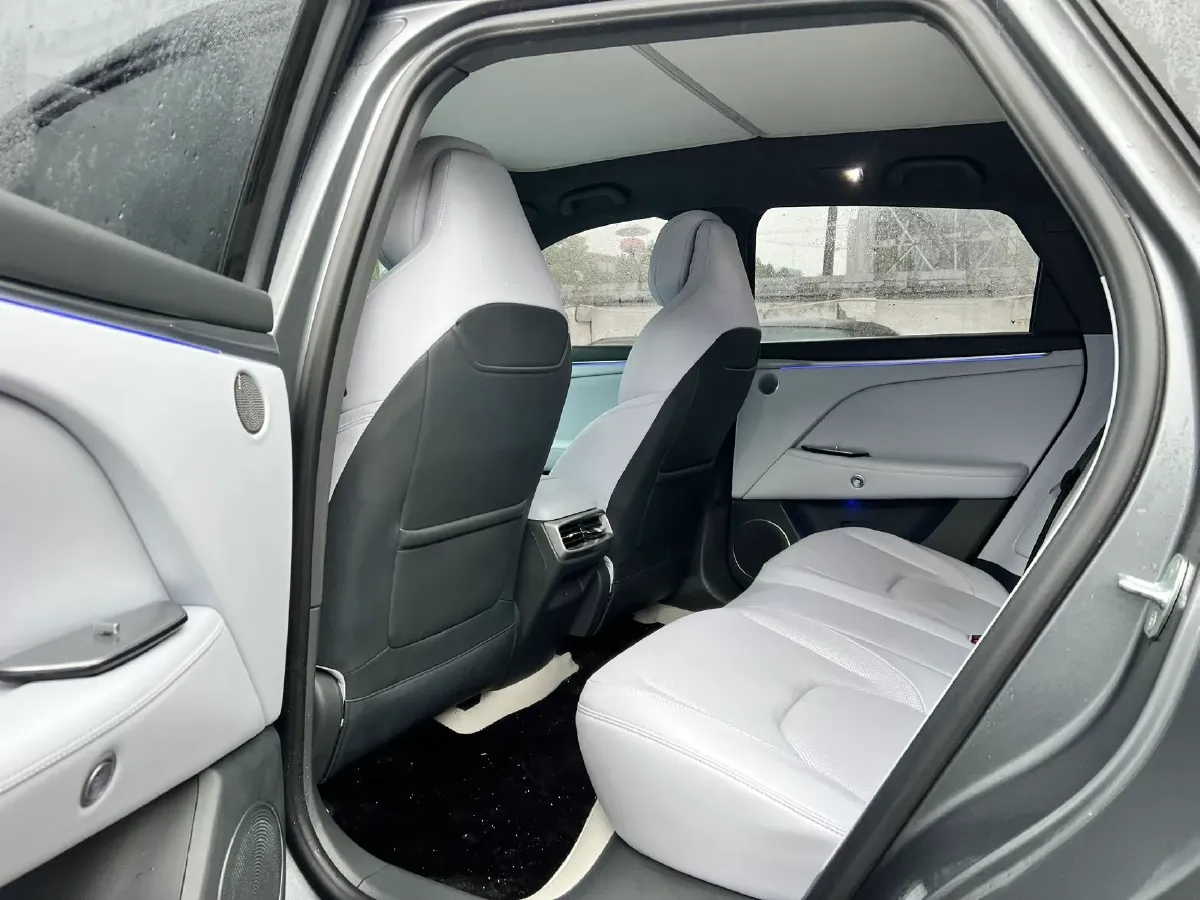 2025 MAXUS G10 2.0T 261HP L4 8AT,autocango,china used car exporter,china ev exporter,chinese used car exporter,chinese used ev exporter