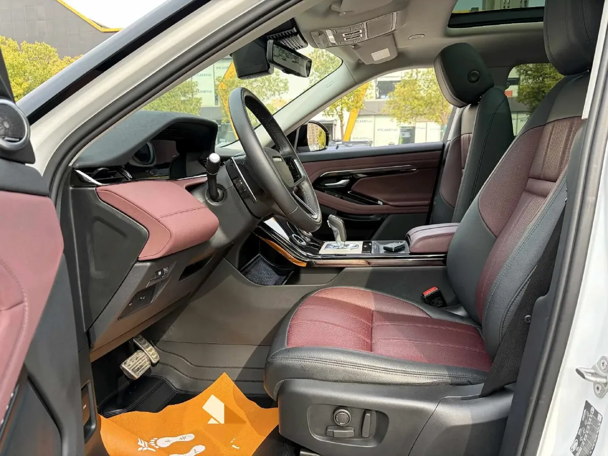 2023 Land Rover Range Rover Evoque 2.0T 249HP L4 9AT,autocango,china used car exporter,china ev exporter,chinese used car exporter,chinese used ev exporter