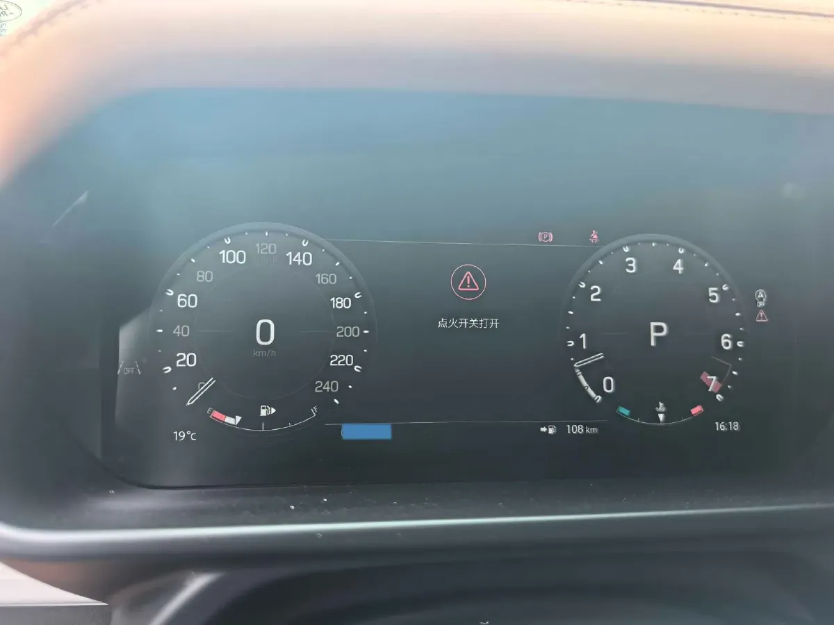 2024 Land Rover Defender 3.0T 400HP L6 8AT,autocango,china used car exporter,china ev exporter,chinese used car exporter,chinese used ev exporter