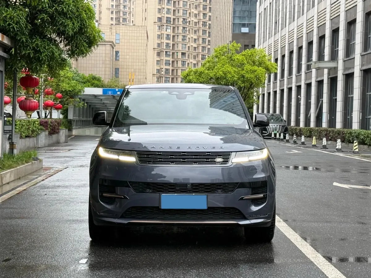 2023 Land Rover Range Rover Sport 3.0T 400HP L6 8AT,autocango,china used car exporter,china ev exporter,chinese used car exporter,chinese used ev exporter