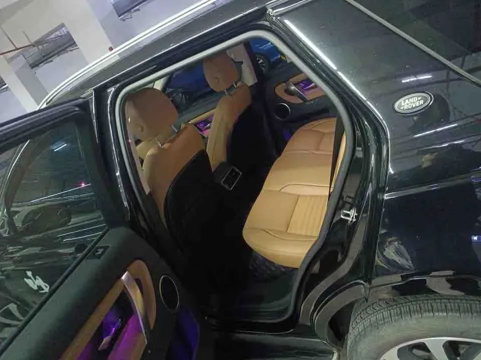 2024 Land Rover Discovery Sport 2.0T 249HP L4 9AT,autocango,china used car exporter,china ev exporter,chinese used car exporter,chinese used ev exporter