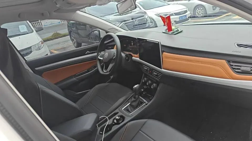 2025 Volkswagen Bora 1.2T 116HP L4 7DCT,autocango,china used car exporter,china ev exporter,chinese used car exporter,chinese used ev exporter
