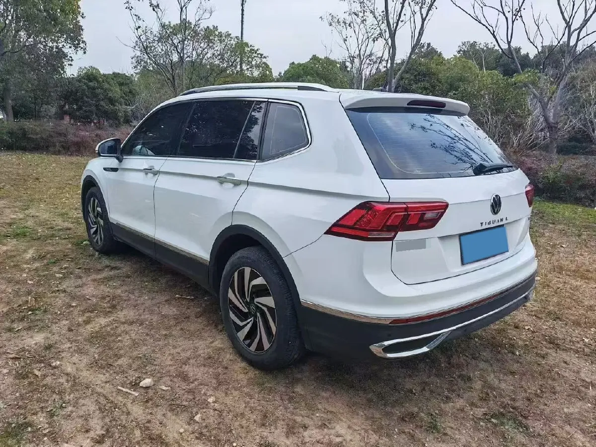 2023 Volkswagen Tiguan L 1.5T 160HP L4 7DCT,autocango,china used car exporter,china ev exporter,chinese used car exporter,chinese used ev exporter