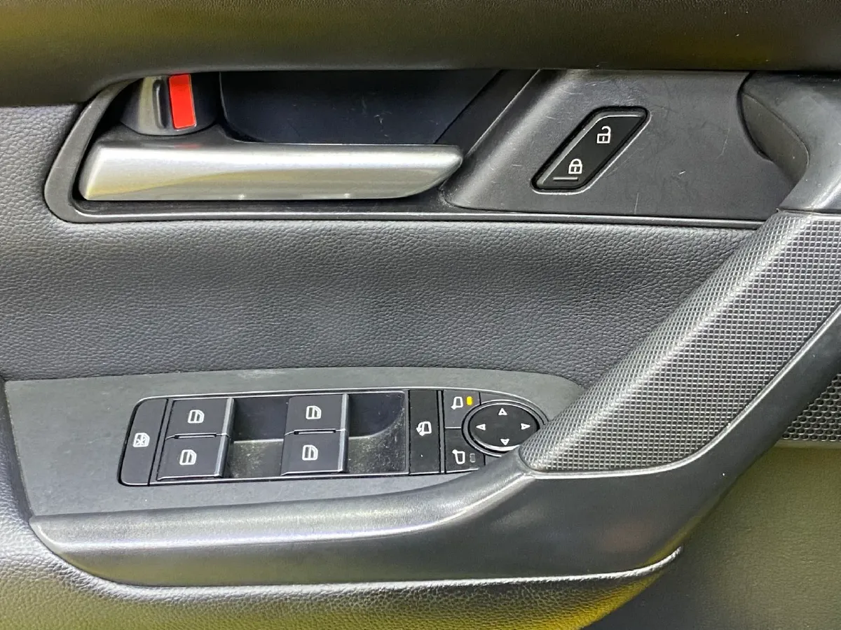 2023 Mazda CX-50 2.0L 155HP L4 6AT,autocango,china used car exporter,china ev exporter,chinese used car exporter,chinese used ev exporter