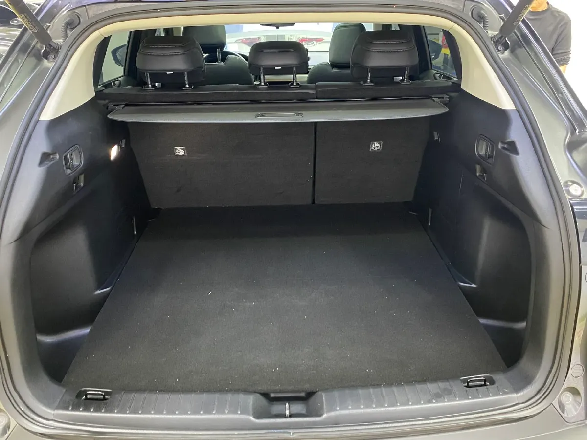 2023 Mazda CX-50 2.0L 155HP L4 6AT,autocango,china used car exporter,china ev exporter,chinese used car exporter,chinese used ev exporter