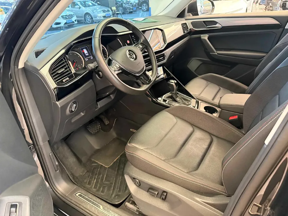2022 Volkswagen Tayron 2.0T 186HP L4 7DCT,autocango,china used car exporter,china ev exporter,chinese used car exporter,chinese used ev exporter