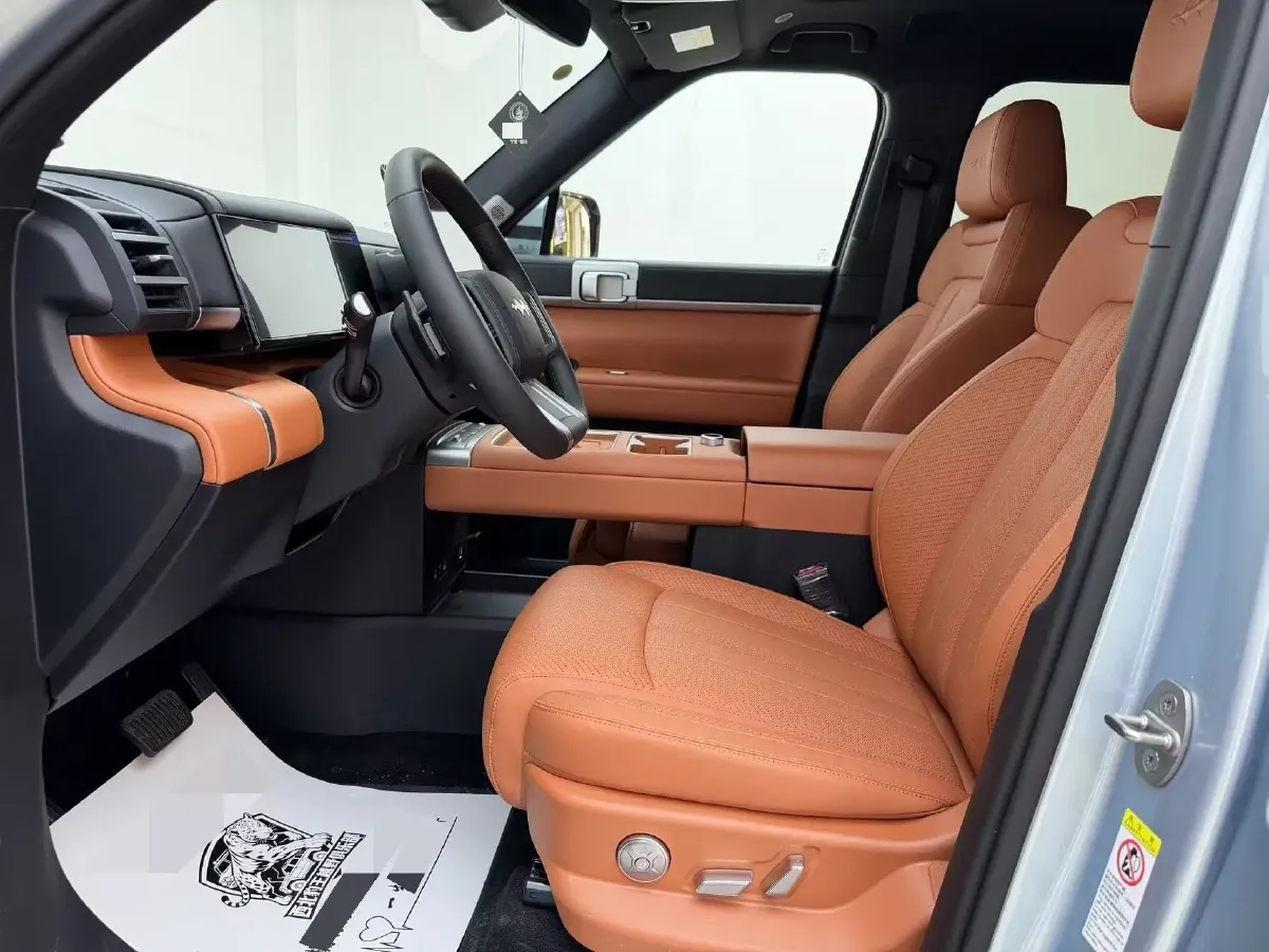 2025 FangChengBao Tai 7 1.5T 156HP L4 E-CVT PHEV,autocango,china used car exporter,china ev exporter,chinese used car exporter,chinese used ev exporter