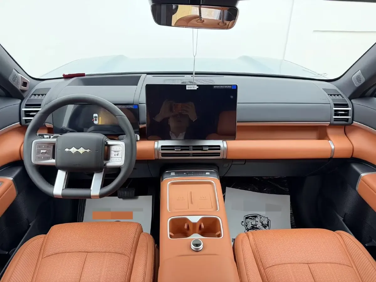 2025 FangChengBao Tai 7 1.5T 156HP L4 E-CVT PHEV,autocango,china used car exporter,china ev exporter,chinese used car exporter,chinese used ev exporter