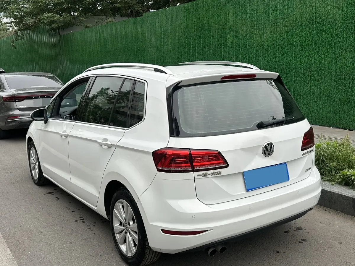 2018 Volkswagen Golf Sportsvan 1.4T 131HP L4 7DCT,autocango,china used car exporter,china ev exporter,chinese used car exporter,chinese used ev exporter