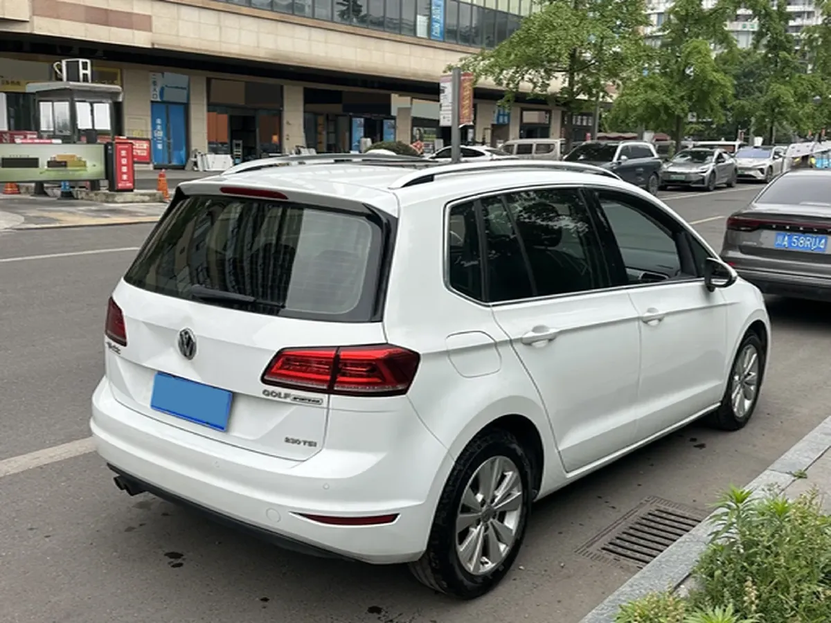 2018 Volkswagen Golf Sportsvan 1.4T 131HP L4 7DCT,autocango,china used car exporter,china ev exporter,chinese used car exporter,chinese used ev exporter