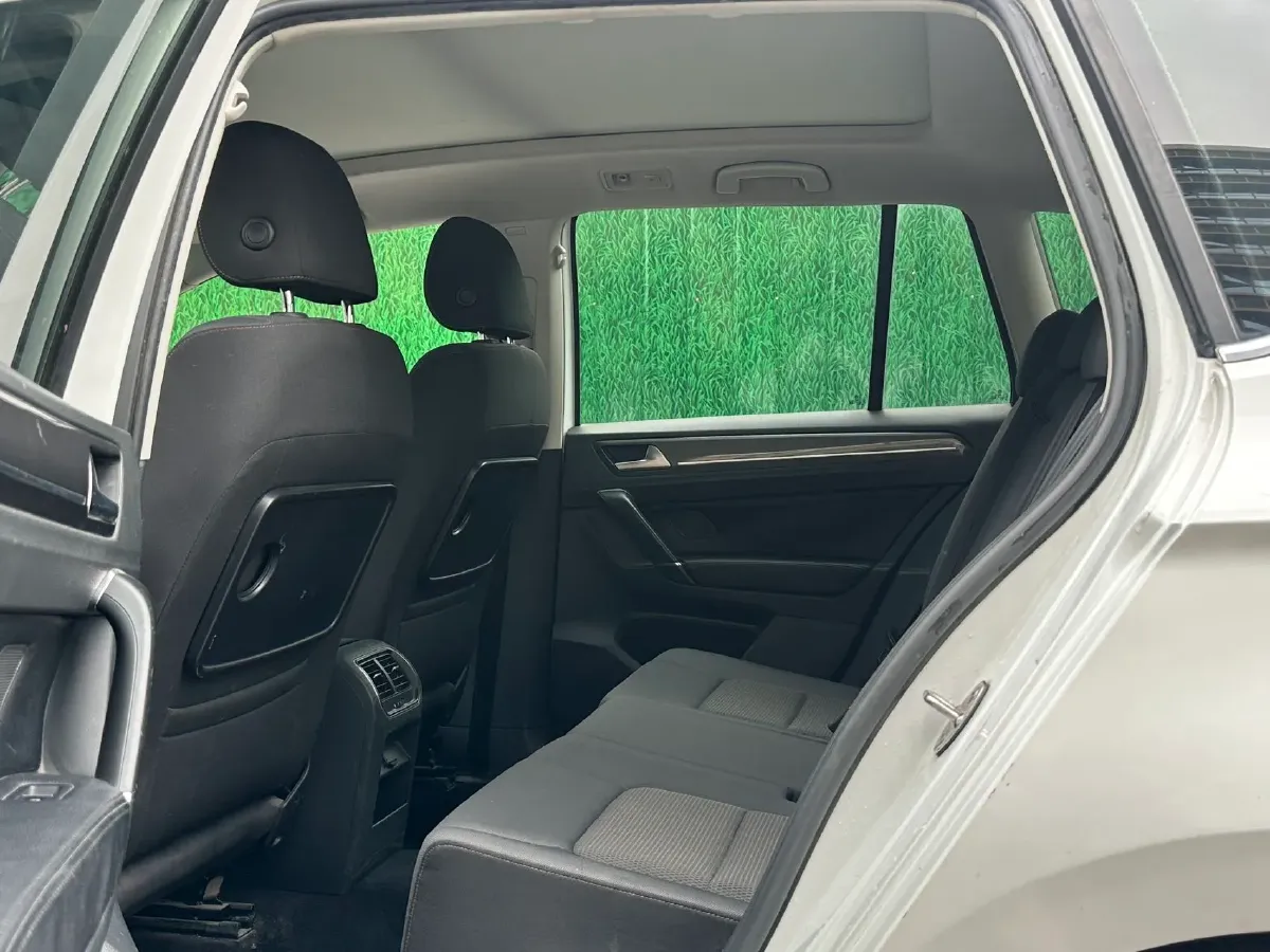 2018 Volkswagen Golf Sportsvan 1.4T 131HP L4 7DCT,autocango,china used car exporter,china ev exporter,chinese used car exporter,chinese used ev exporter