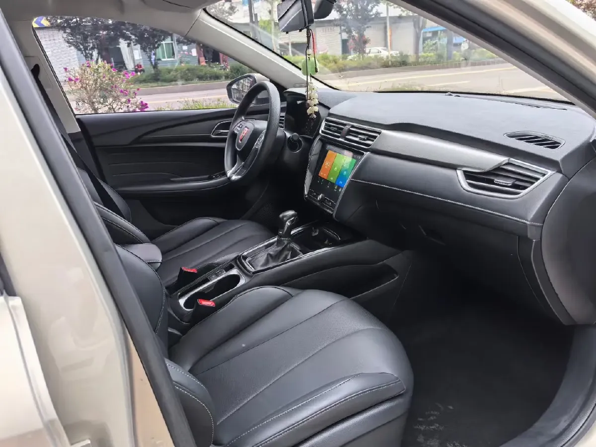 2019 Roewe i5 1.5L 120HP L4 CVT,autocango,china used car exporter,china ev exporter,chinese used car exporter,chinese used ev exporter