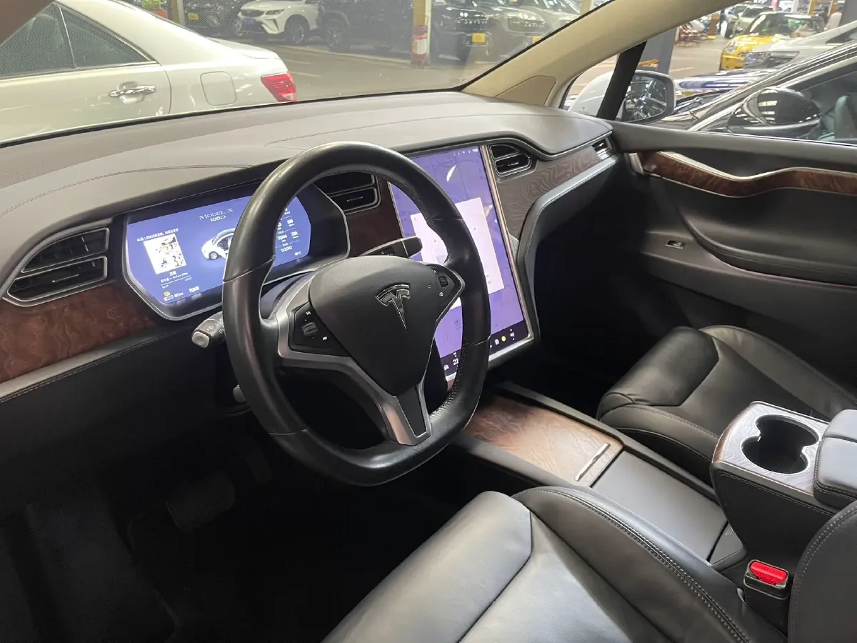 2017 Tesla Model X BEV 100KWH,autocango,china used car exporter,china ev exporter,chinese used car exporter,chinese used ev exporter