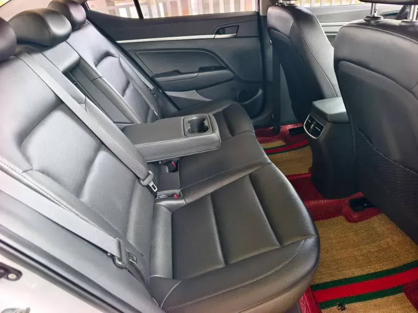 2020 Hyundai Elantra 1.5L 115HP L4 CVT,autocango,china used car exporter,china ev exporter,chinese used car exporter,chinese used ev exporter