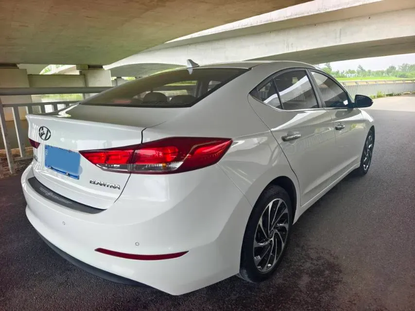 2020 Hyundai Elantra 1.5L 115HP L4 CVT,autocango,china used car exporter,china ev exporter,chinese used car exporter,chinese used ev exporter
