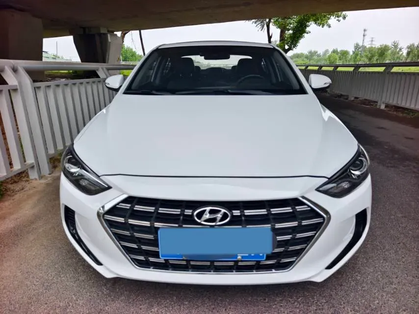 2020 Hyundai Elantra 1.5L 115HP L4 CVT,autocango,china used car exporter,china ev exporter,chinese used car exporter,chinese used ev exporter