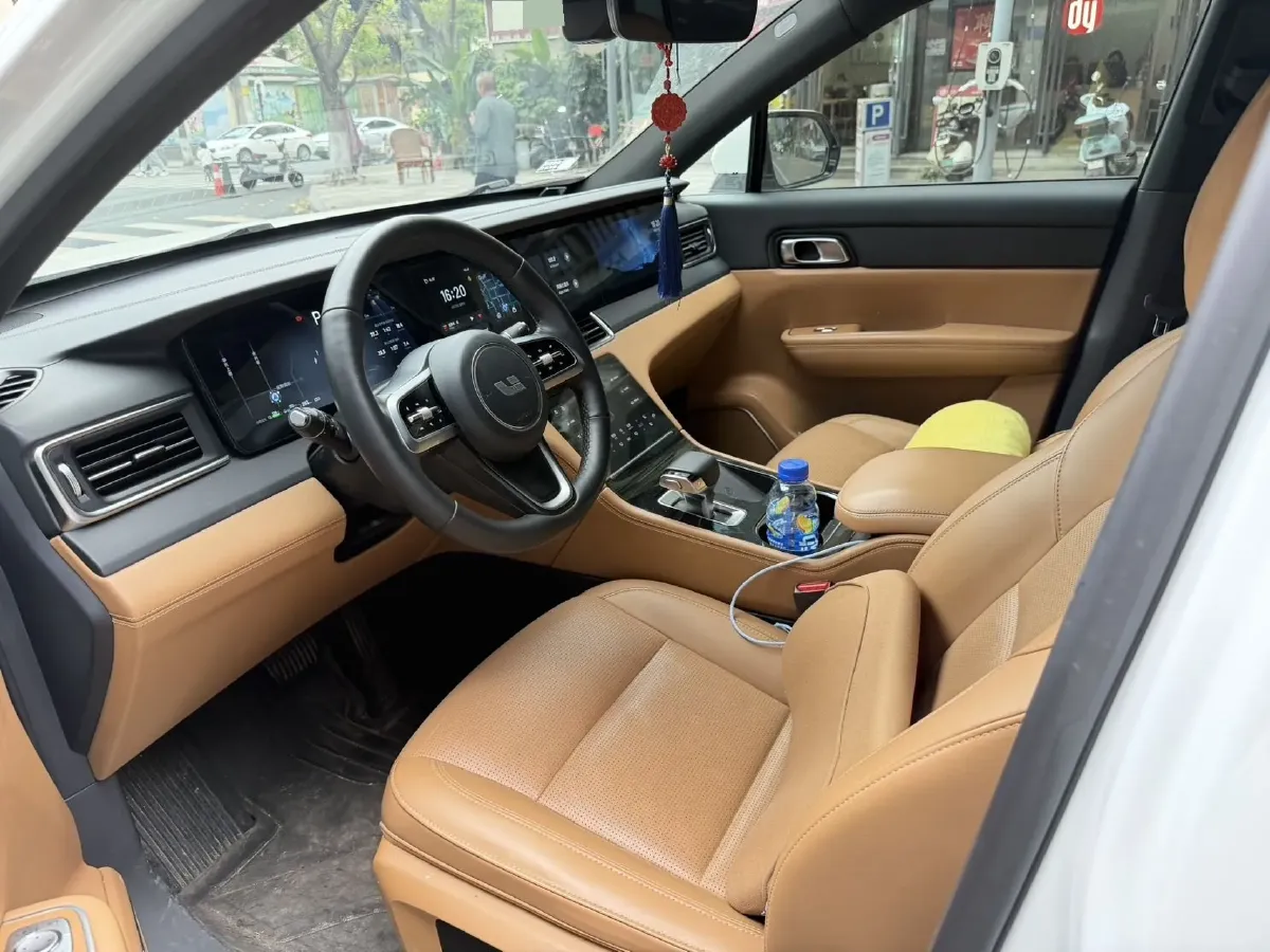 2021 Li ONE Range Extended 131HP REEV 40.5KWH,autocango,china used car exporter,china ev exporter,chinese used car exporter,chinese used ev exporter