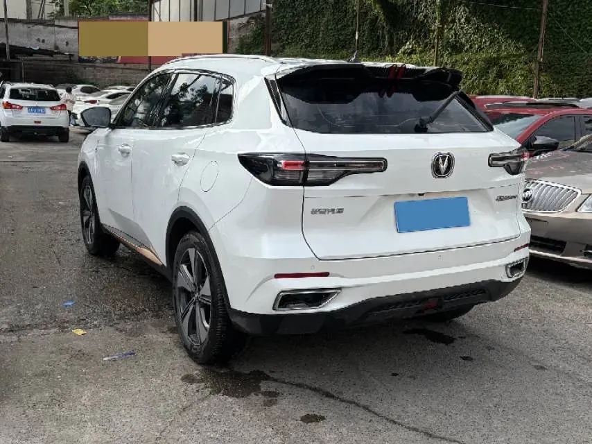 2022 ChangAn Oshan X7 Plus 1.5T 188HP L4 7DCT,autocango,china used car exporter,china ev exporter,chinese used car exporter,chinese used ev exporter