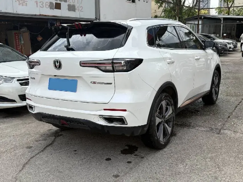 2022 ChangAn Oshan X7 Plus 1.5T 188HP L4 7DCT,autocango,china used car exporter,china ev exporter,chinese used car exporter,chinese used ev exporter