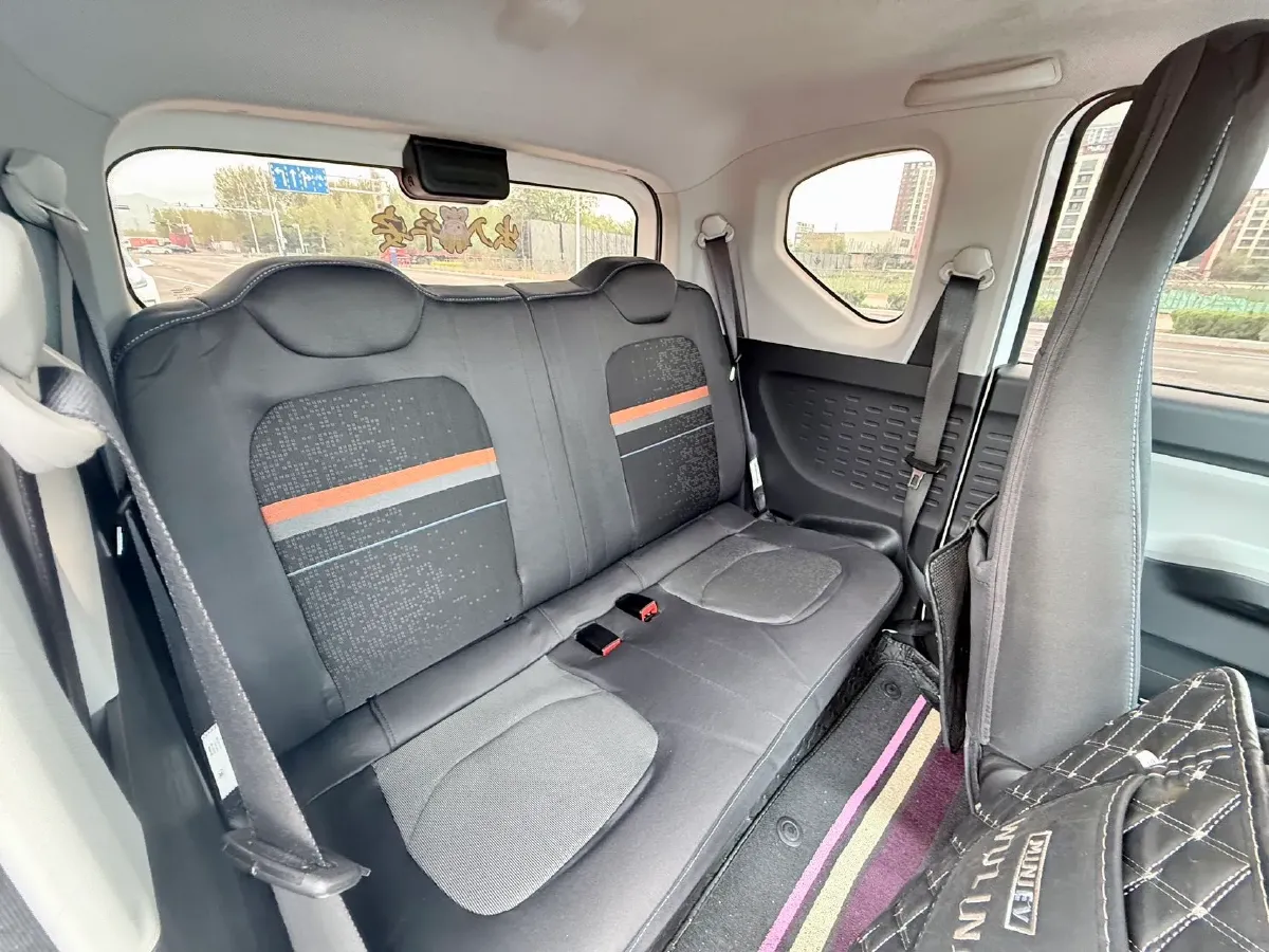 2021 WuLing HongGuang MINI EV BEV 9.3KWH,autocango,china used car exporter,china ev exporter,chinese used car exporter,chinese used ev exporter