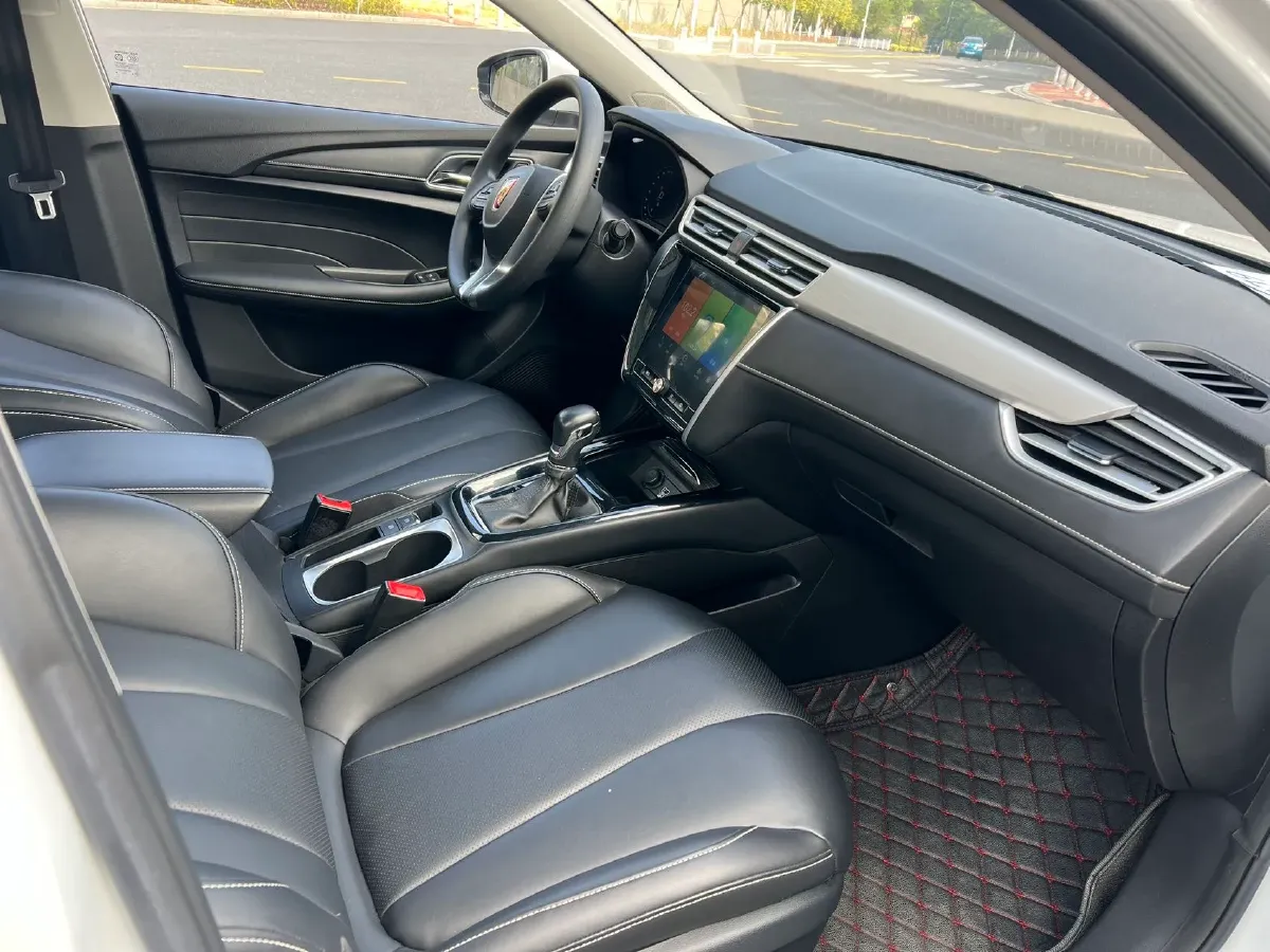 2020 Roewe i5 1.5L 120HP L4 CVT,autocango,china used car exporter,china ev exporter,chinese used car exporter,chinese used ev exporter