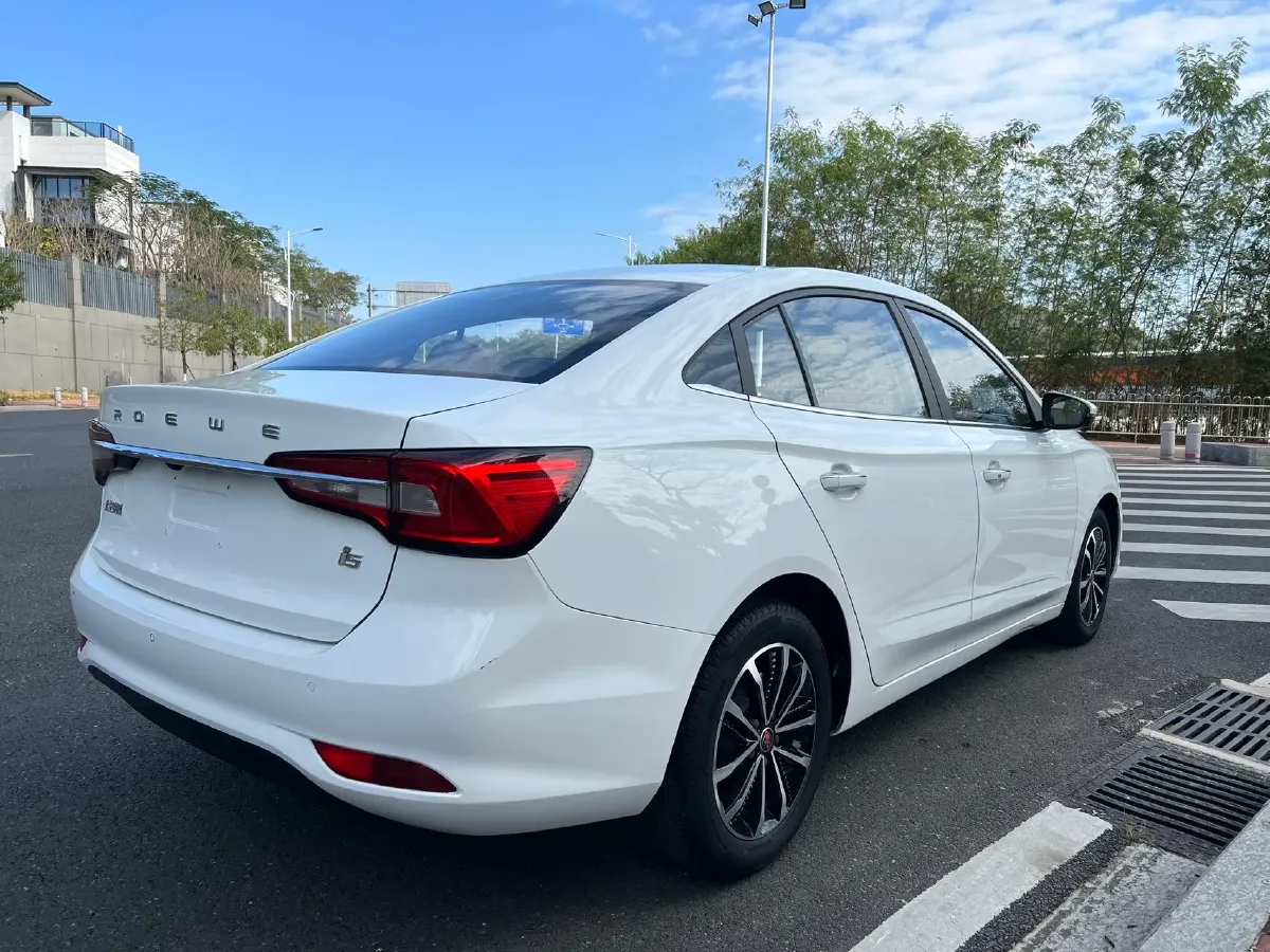 2020 Roewe i5 1.5L 120HP L4 CVT,autocango,china used car exporter,china ev exporter,chinese used car exporter,chinese used ev exporter