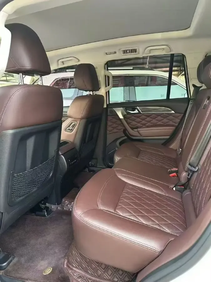 2021 Haval H6 2.0T 211HP L4 7DCT,autocango,china used car exporter,china ev exporter,chinese used car exporter,chinese used ev exporter