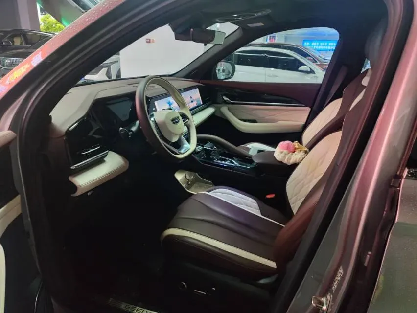 2024 Geely Monjaro 2.0T 238HP L4 8AT,autocango,china used car exporter,china ev exporter,chinese used car exporter,chinese used ev exporter