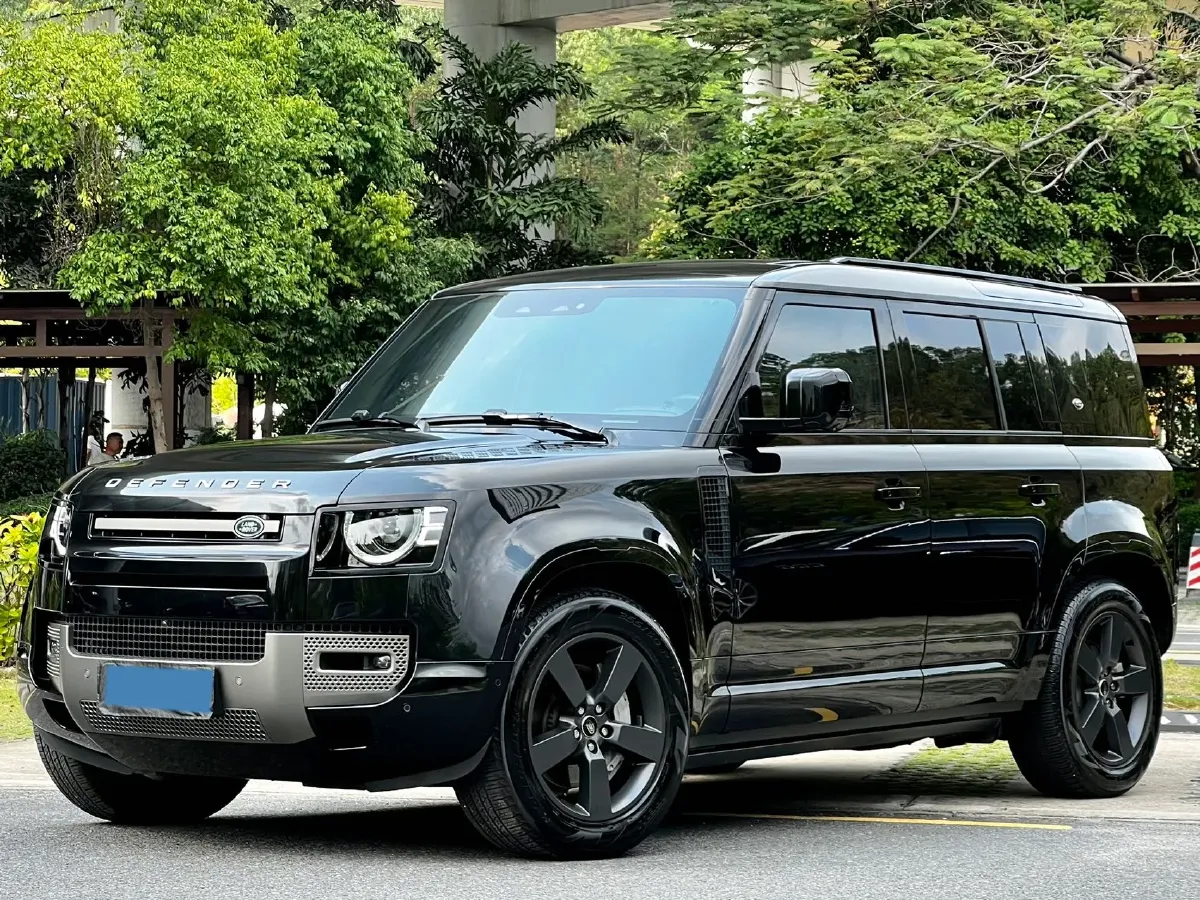 2024 Land Rover Defender 3.0T 400HP L6 8AT,autocango,china used car exporter,china ev exporter,chinese used car exporter,chinese used ev exporter