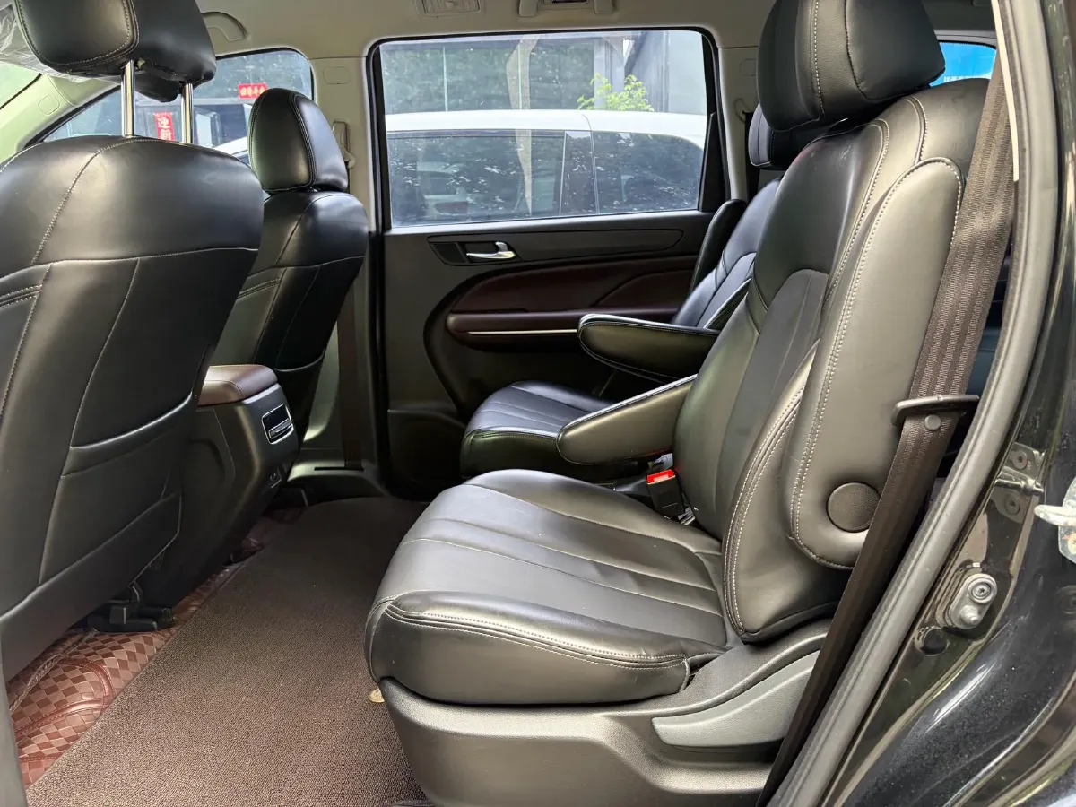 2023 GAC Trumpchi M6 1.5T 177HP L4 7DCT,autocango,china used car exporter,china ev exporter,chinese used car exporter,chinese used ev exporter