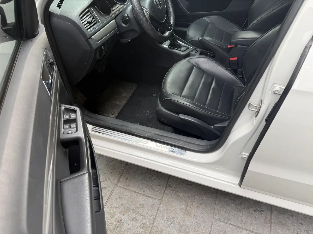 2017 Buick Excelle 1.5L 114HP L4 6AT,autocango,china used car exporter,china ev exporter,chinese used car exporter,chinese used ev exporter