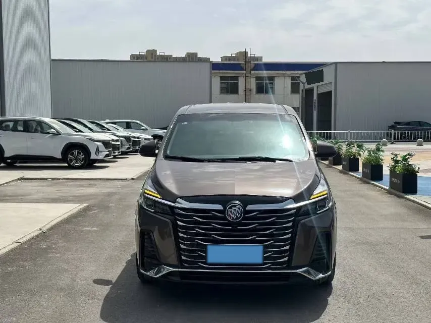 2022 Buick GL8 2.0T 237HP L4 9AT,autocango,china used car exporter,china ev exporter,chinese used car exporter,chinese used ev exporter