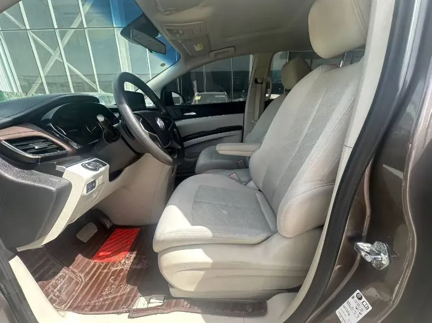 2022 Buick GL8 2.0T 237HP L4 9AT,autocango,china used car exporter,china ev exporter,chinese used car exporter,chinese used ev exporter