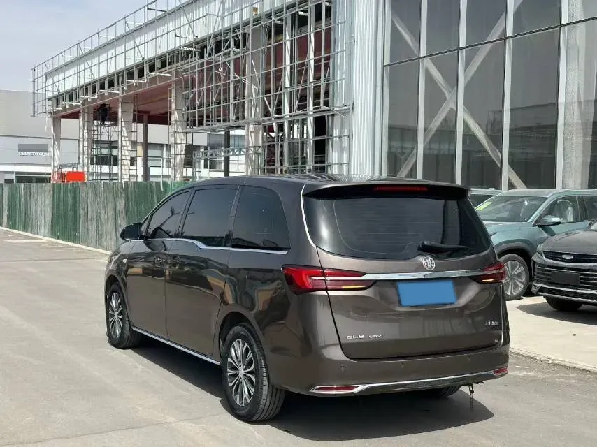 2022 Buick GL8 2.0T 237HP L4 9AT,autocango,china used car exporter,china ev exporter,chinese used car exporter,chinese used ev exporter