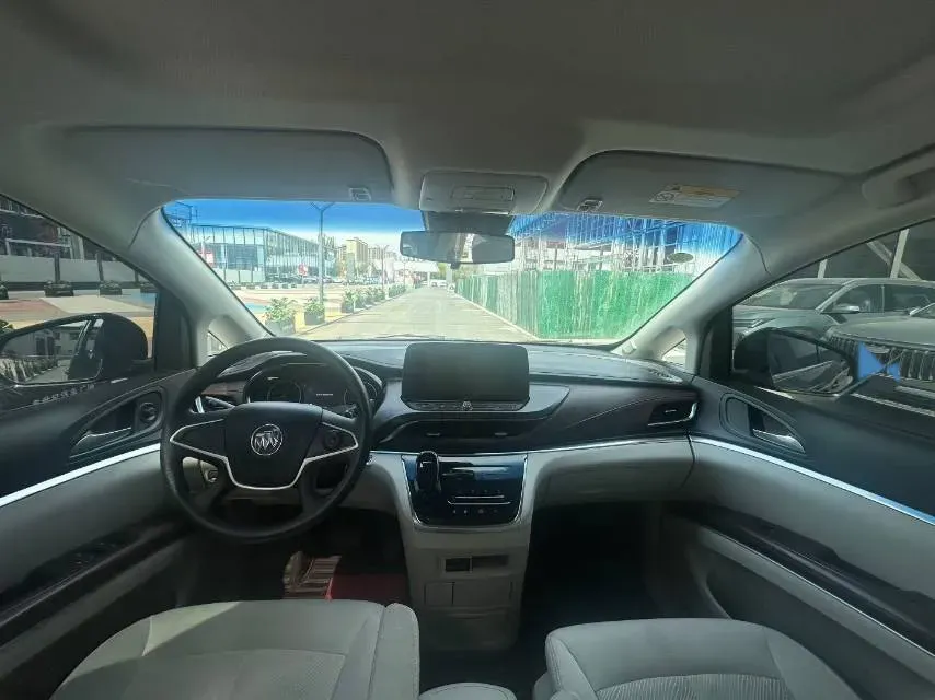 2022 Buick GL8 2.0T 237HP L4 9AT,autocango,china used car exporter,china ev exporter,chinese used car exporter,chinese used ev exporter