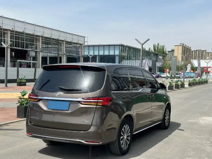 2022 Buick GL8 2.0T 237HP L4 9AT,autocango,china used car exporter,china ev exporter,chinese used car exporter,chinese used ev exporter