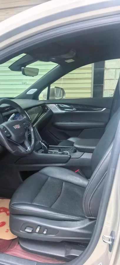 2022 Cadillac XT6 2.0T 237HP L4 9AT,autocango,china used car exporter,china ev exporter,chinese used car exporter,chinese used ev exporter