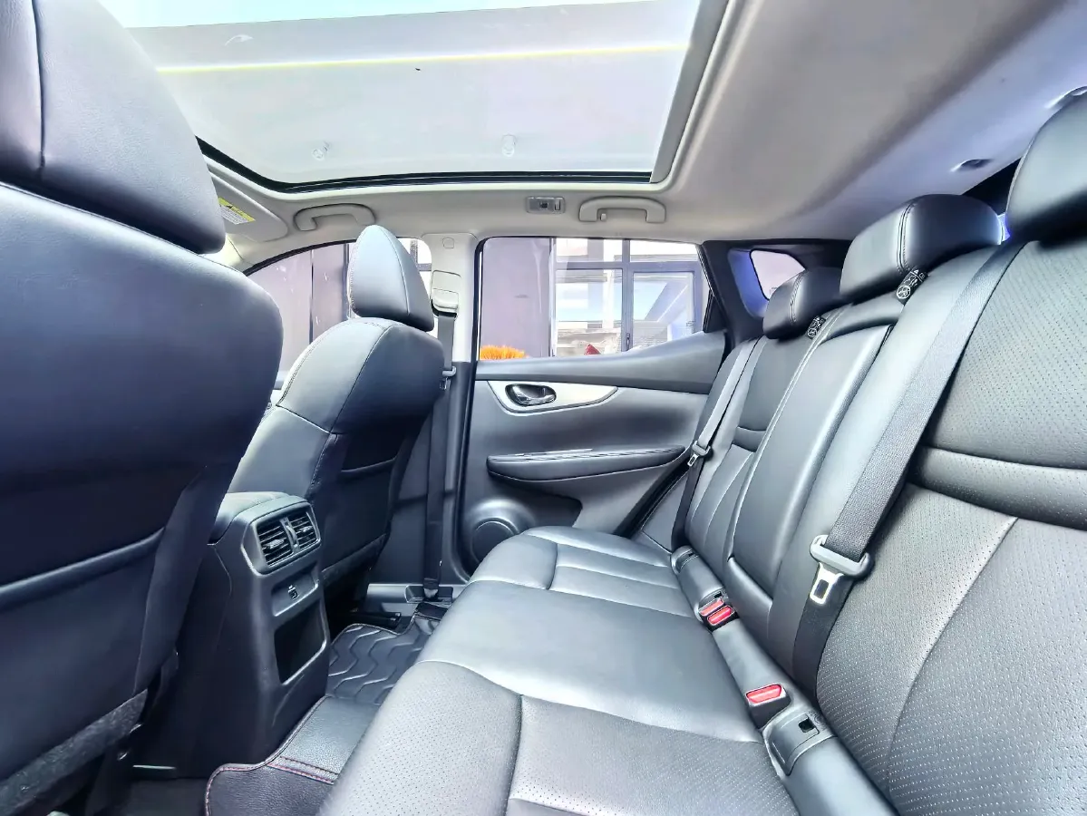 2022 Nissan Qashqai 2.0L 151HP L4 CVT,autocango,china used car exporter,china ev exporter,chinese used car exporter,chinese used ev exporter