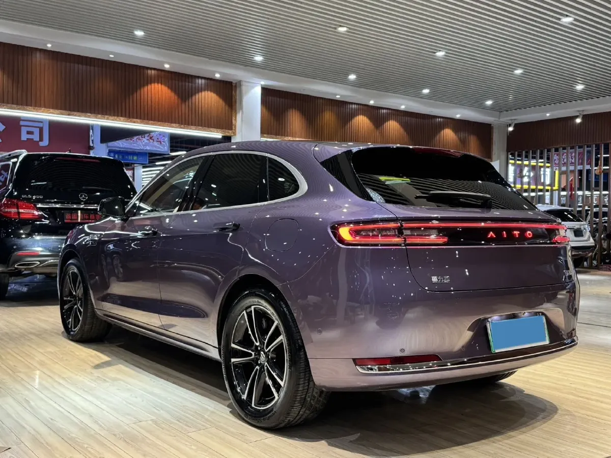 2025 AITO AITO M5 1.5T 152HP L4 REEV 42KWH,autocango,china used car exporter,china ev exporter,chinese used car exporter,chinese used ev exporter