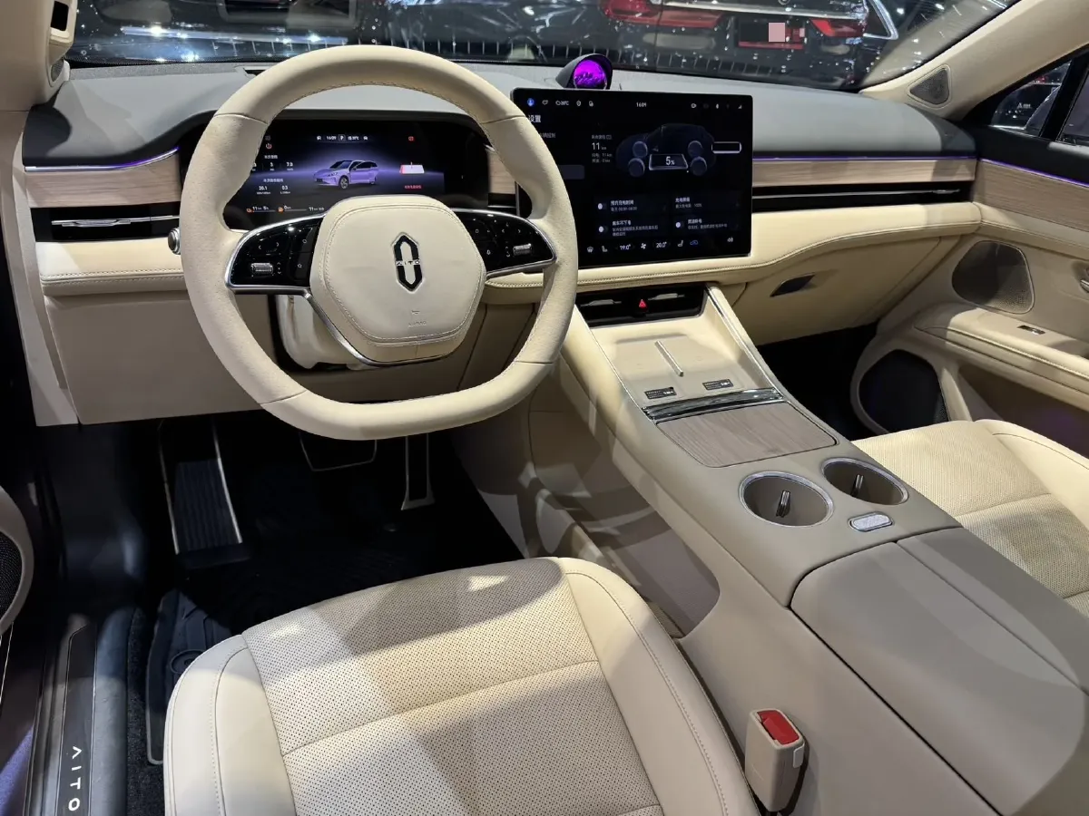 2025 AITO AITO M5 1.5T 152HP L4 REEV 42KWH,autocango,china used car exporter,china ev exporter,chinese used car exporter,chinese used ev exporter