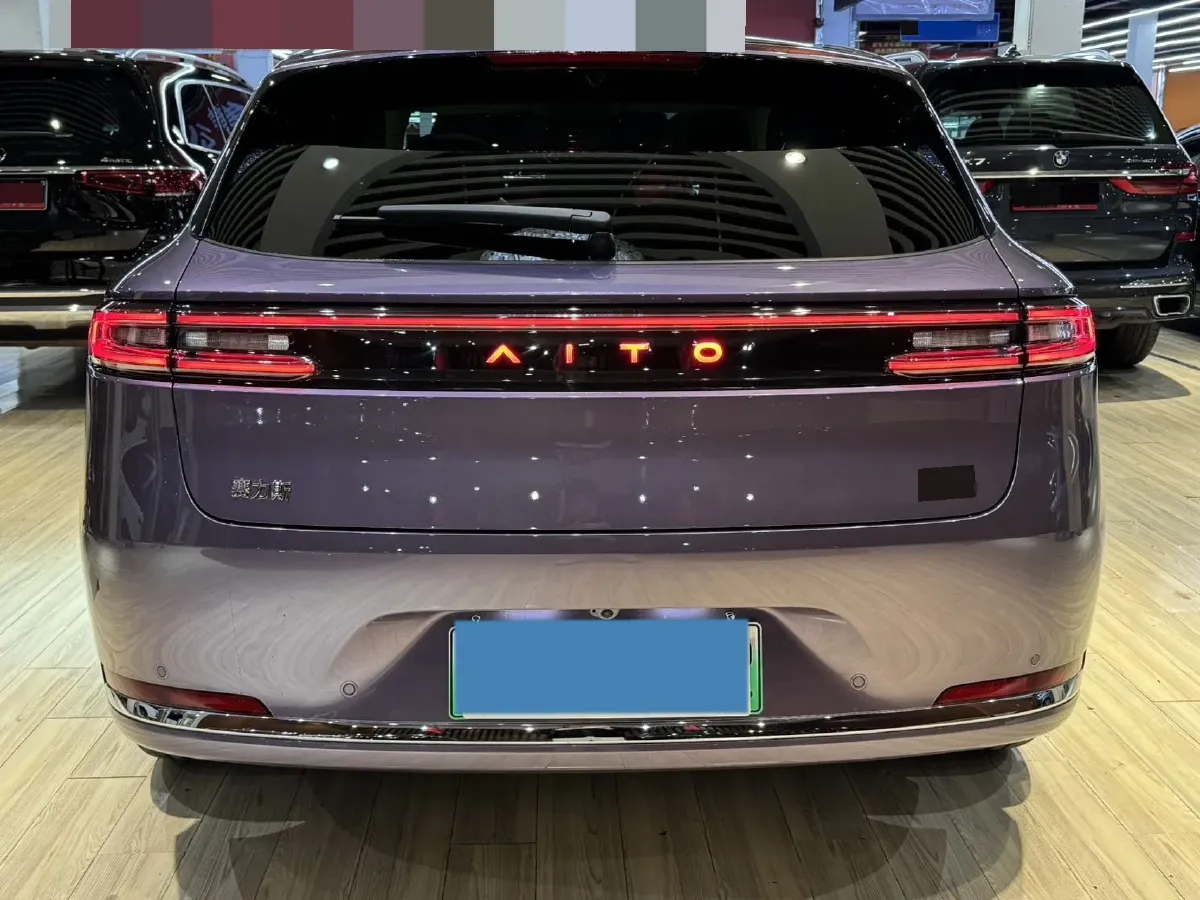 2025 AITO AITO M5 1.5T 152HP L4 REEV 42KWH,autocango,china used car exporter,china ev exporter,chinese used car exporter,chinese used ev exporter