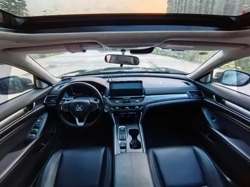 2022 Honda Accord 2.0L 146HP L4 E-CVT Hybrid,autocango,china used car exporter,china ev exporter,chinese used car exporter,chinese used ev exporter