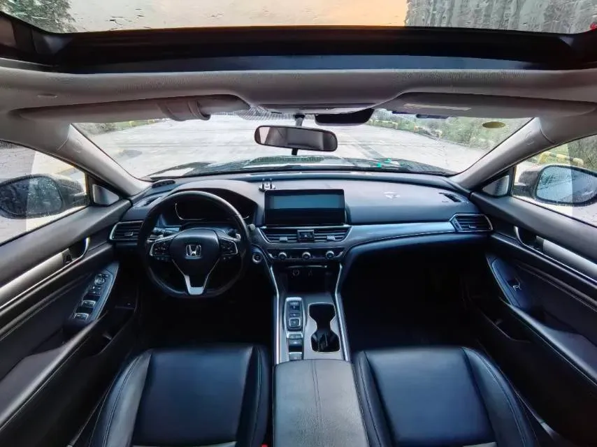 2022 Honda Accord 2.0L 146HP L4 E-CVT Hybrid,autocango,china used car exporter,china ev exporter,chinese used car exporter,chinese used ev exporter