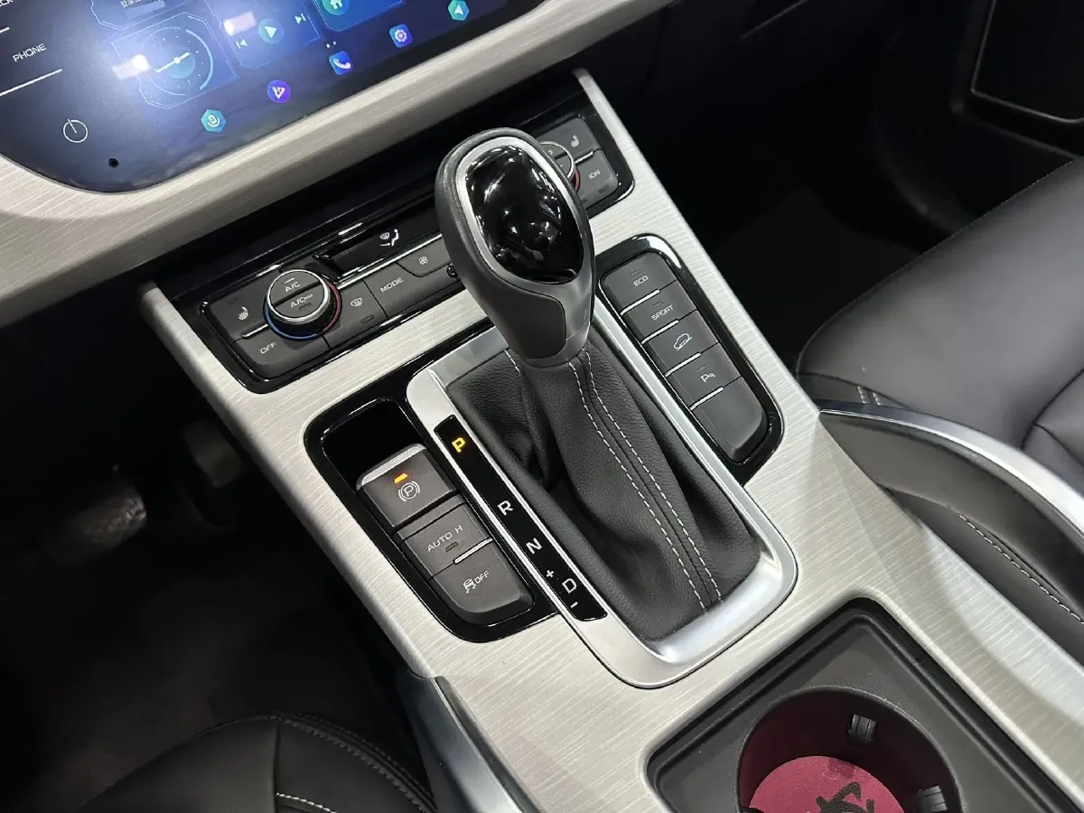 2018 Geely Azkarra 1.8T 184HP L4 6AT,autocango,china used car exporter,china ev exporter,chinese used car exporter,chinese used ev exporter