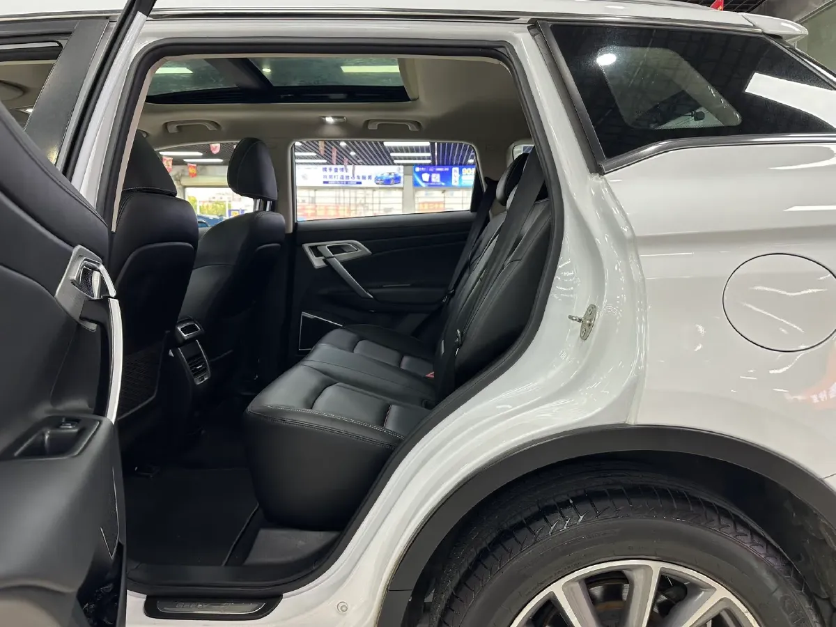 2018 Geely Azkarra 1.8T 184HP L4 6AT,autocango,china used car exporter,china ev exporter,chinese used car exporter,chinese used ev exporter